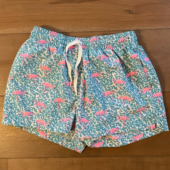 chubbies Other - Chubbies Flamingo 5.5” inseam Men’s Swim Shorts, size medium
